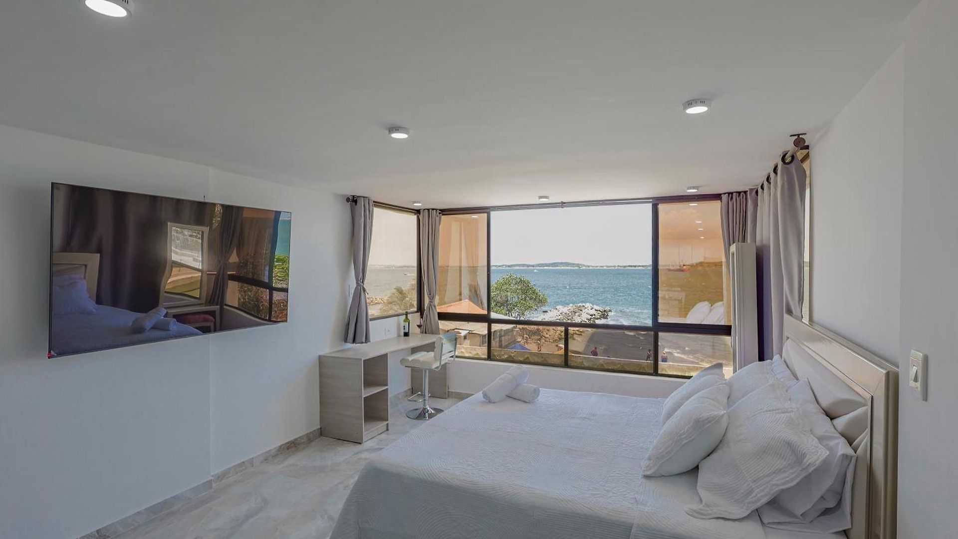 Apartamento Lujoso Con Vista Al Mar