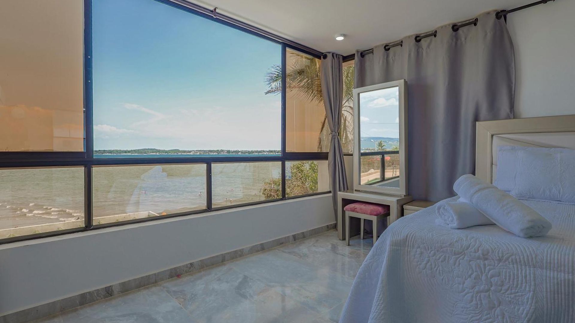Apartamento Lujoso Con Vista Al Mar Cartagena