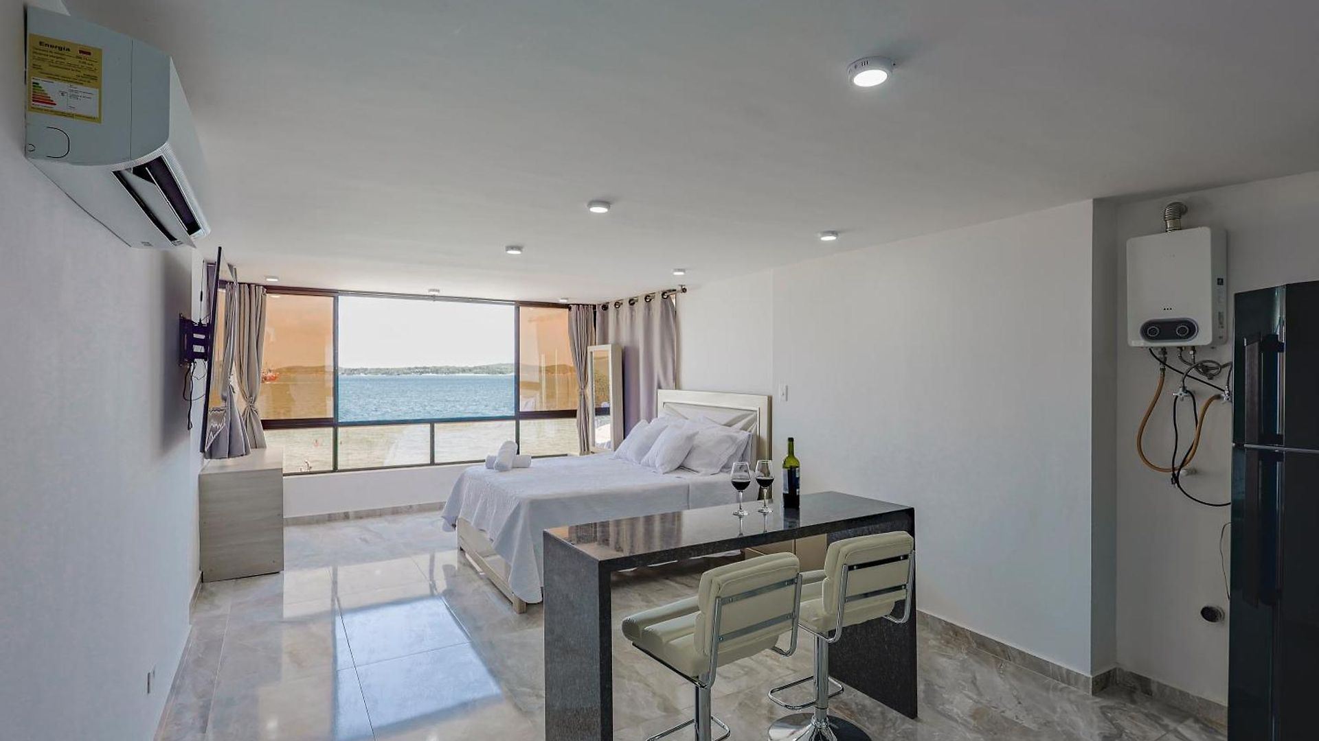 Apartamento Lujoso Con Vista Al Mar