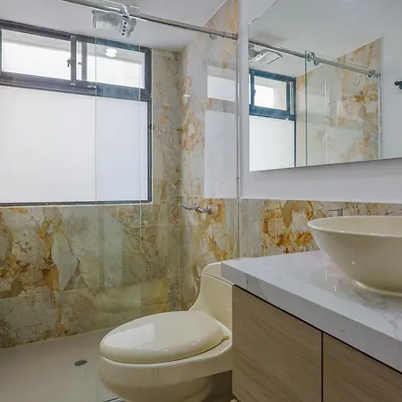 Apartamento Lujoso Con Vista Al Mar