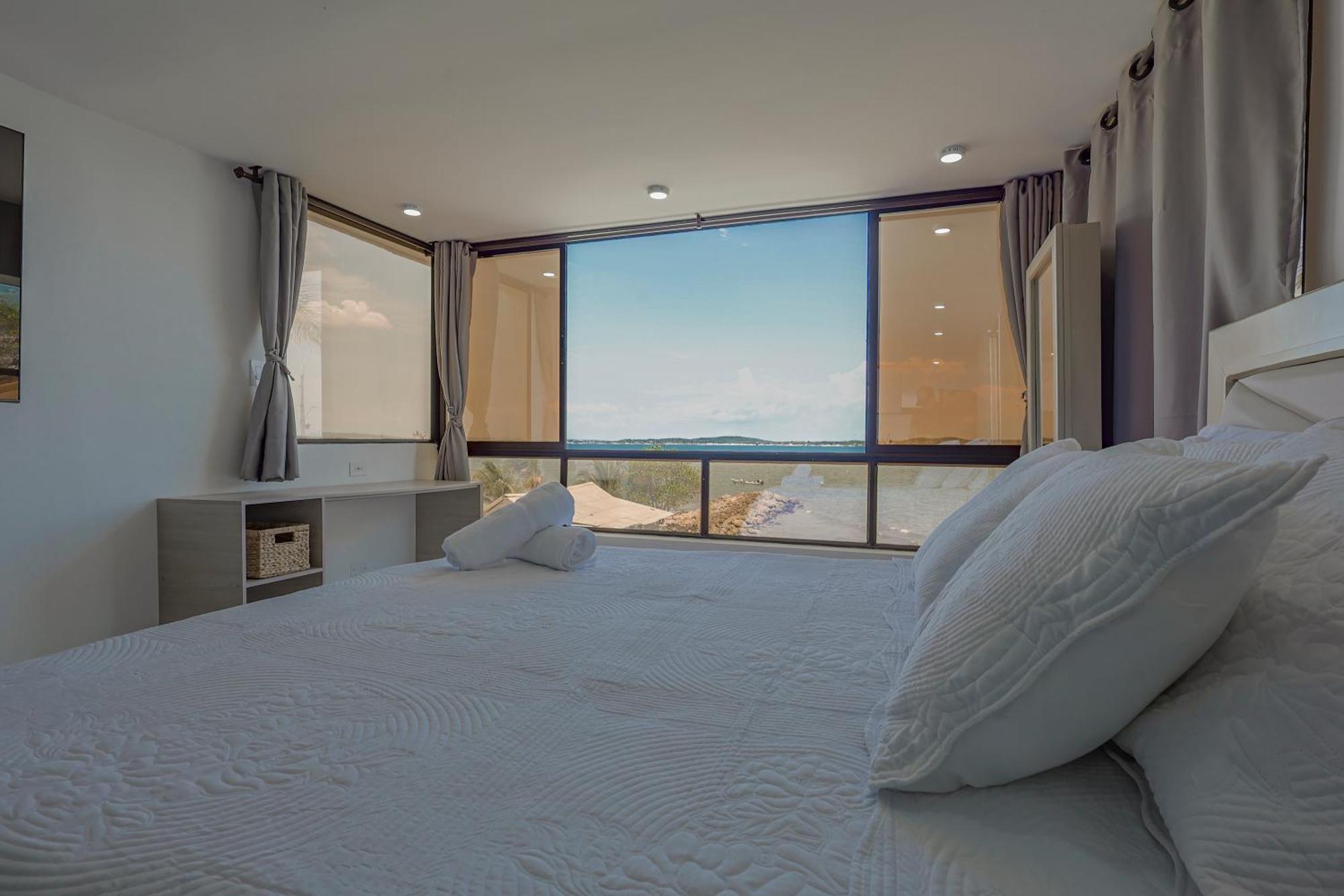 Apartamento Lujoso Con Vista Al Mar